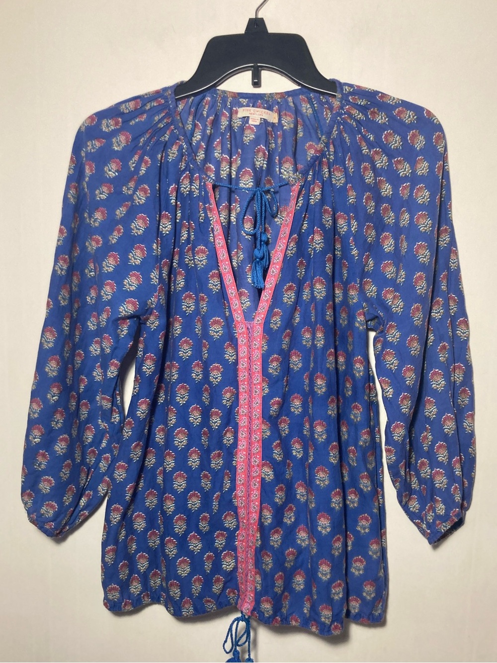 Pink Chicken Women’s Long Sleeve Peasant /Boho Top String Tassels Crochet Medium